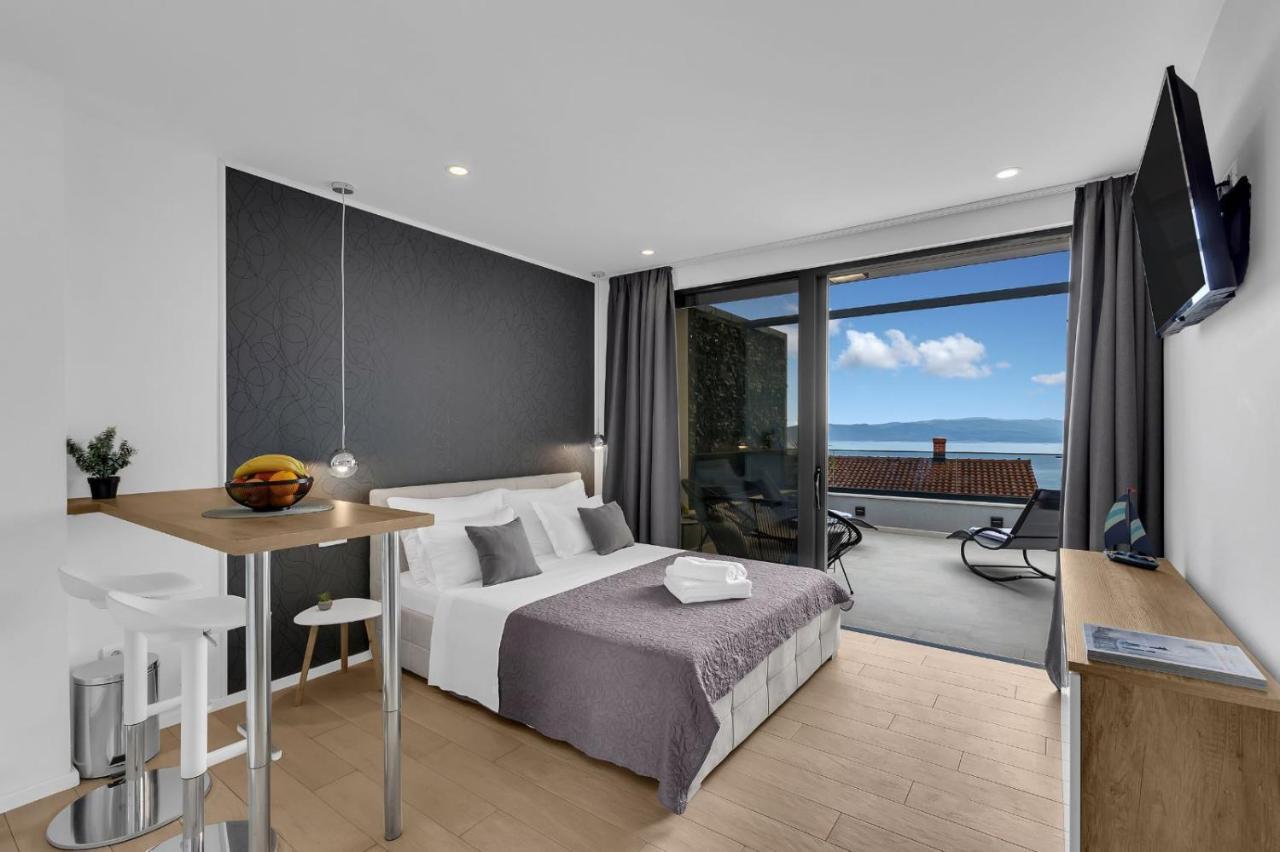 Apartments Lucky เบรลา ภายนอก รูปภาพ